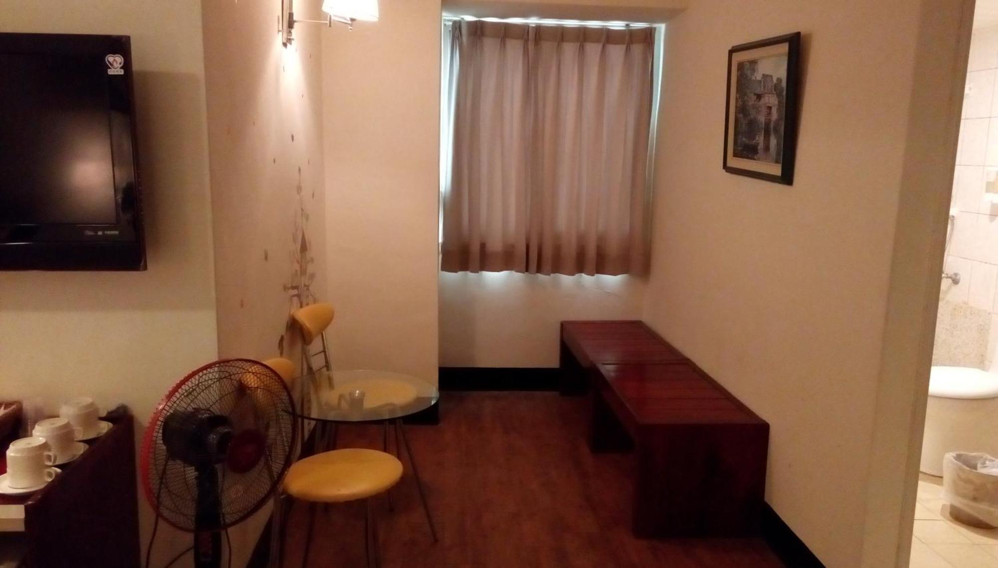 Melody Hotel T'ai-tung Rum bild