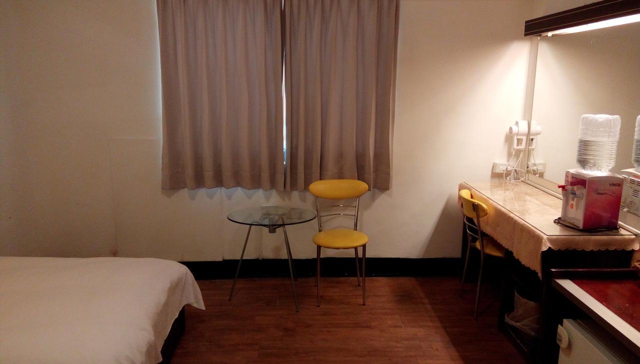 Melody Hotel T'ai-tung Exteriör bild